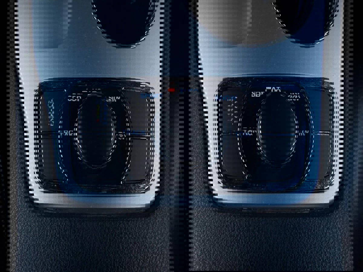 Used 2015 Jeep Grand Cherokee SRT w/ Trailer Tow Group IV image 51