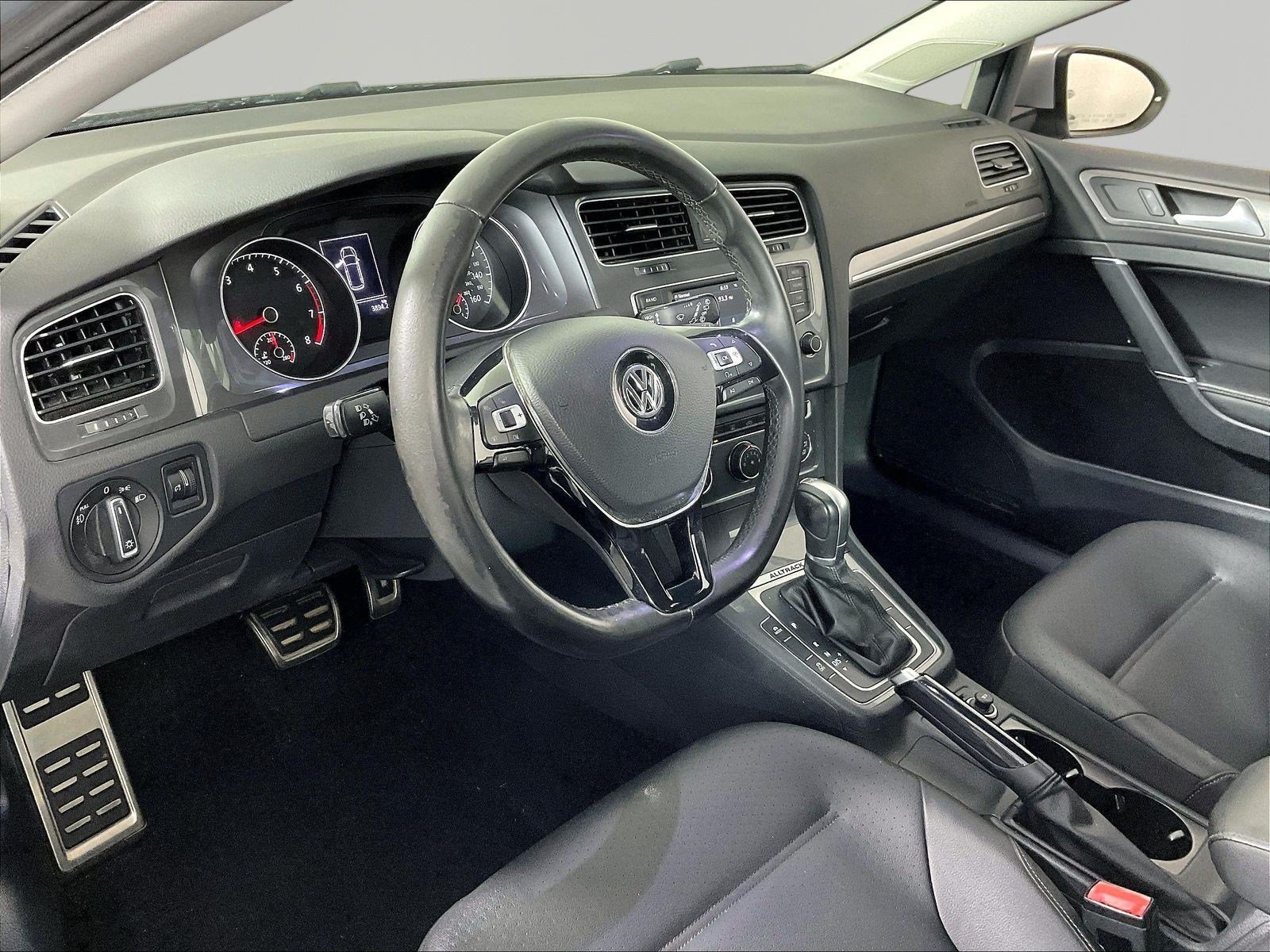 Used 2017 Volkswagen Golf Alltrack S AWD/4WD image 17