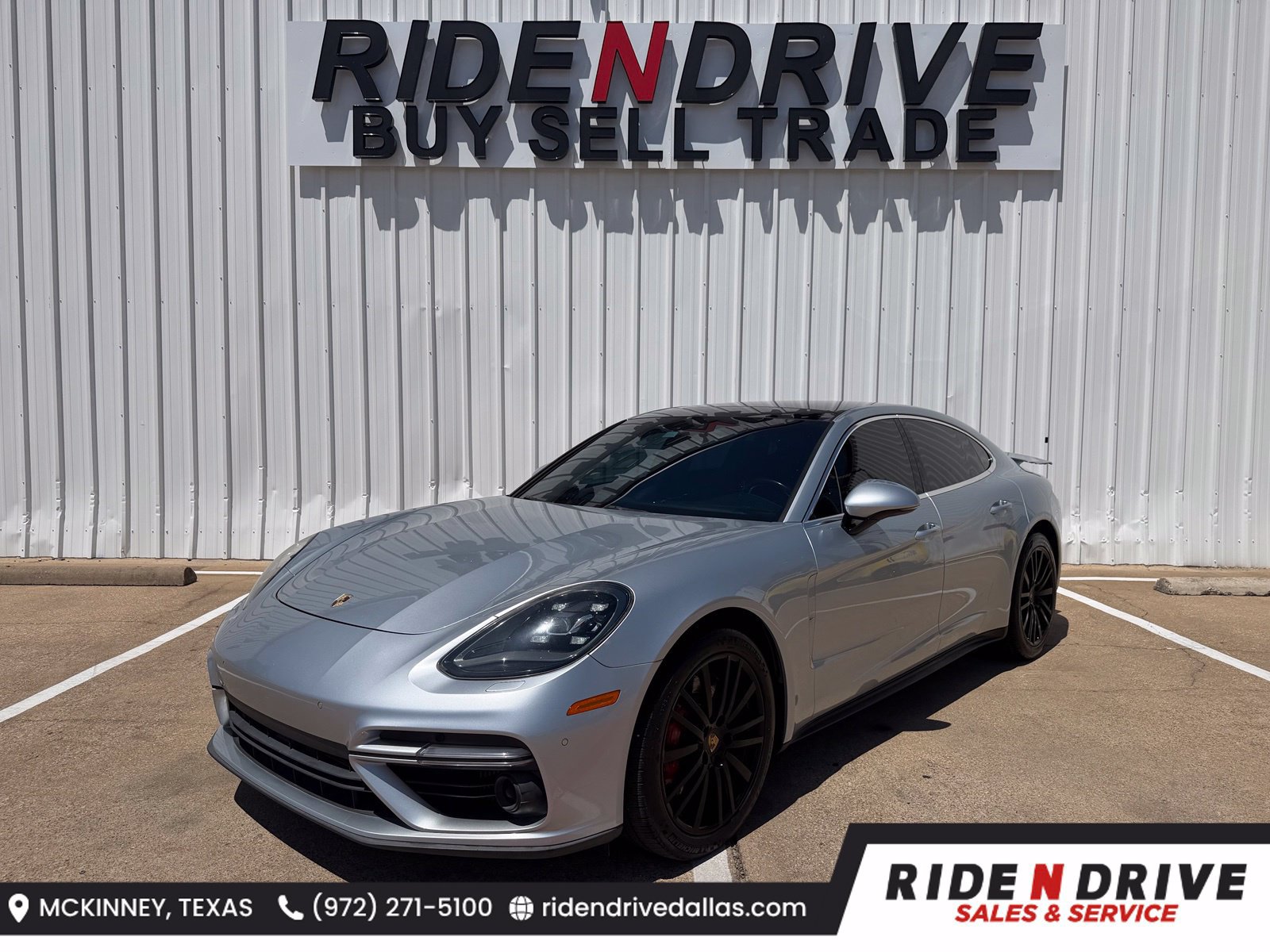 Used 2017 Porsche Panamera Turbo AWD/4WD image 1