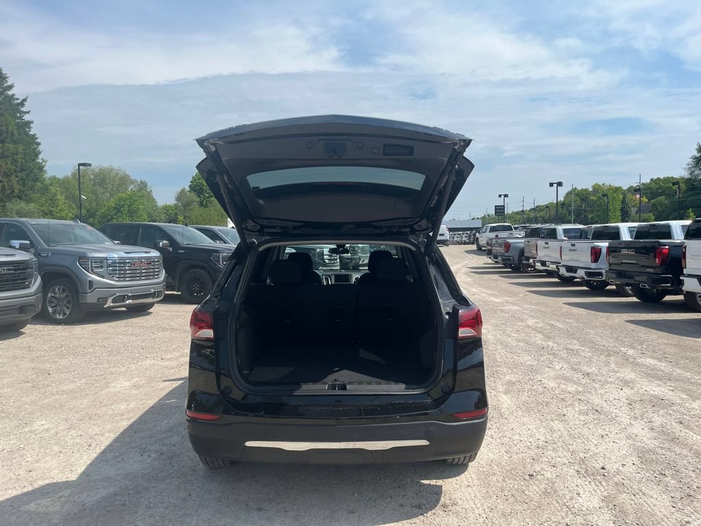 Used 2024 Chevrolet Equinox LT AWD/4WD image 11