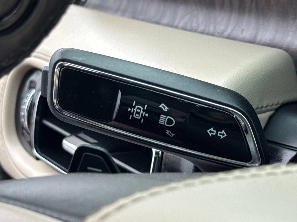 Used 2020 Lincoln Aviator Reserve w/ Equipment Group 201A AWD/4WD image 40