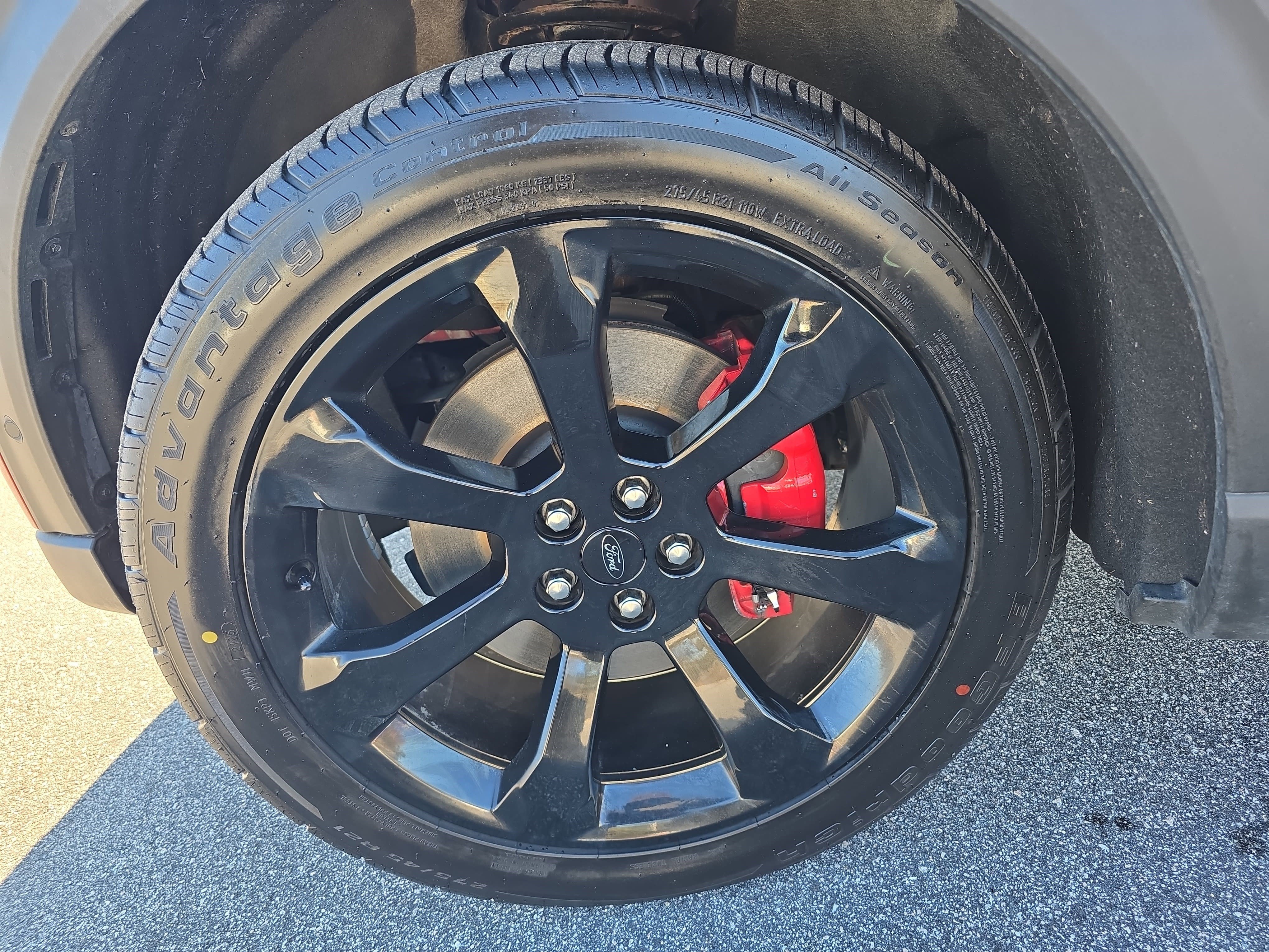 Used 2020 Ford Explorer ST w/ ST High-Performance Pack image 34