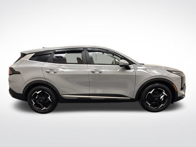 Certified 2026 Kia Sportage EX FWD image 4