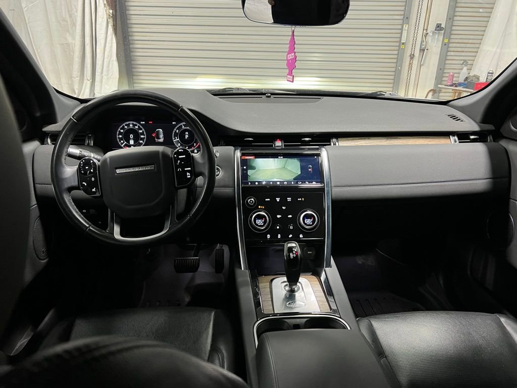 Used 2020 Land Rover Discovery Sport SE image 36