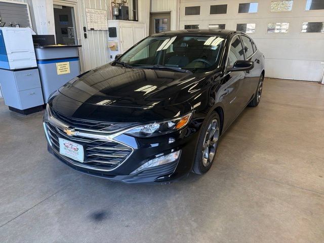 Used 2024 Chevrolet Malibu LT FWD image 2