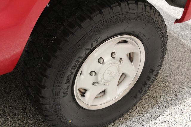 Used 2003 Ford F250 XL image 7