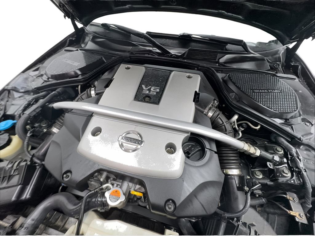 Used 2007 Nissan 350Z Grand Touring RWD image 25