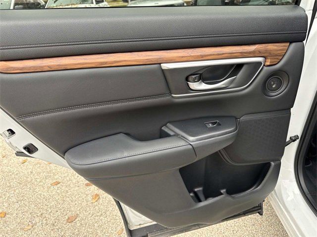 Used 2020 Honda CR-V Touring image 12
