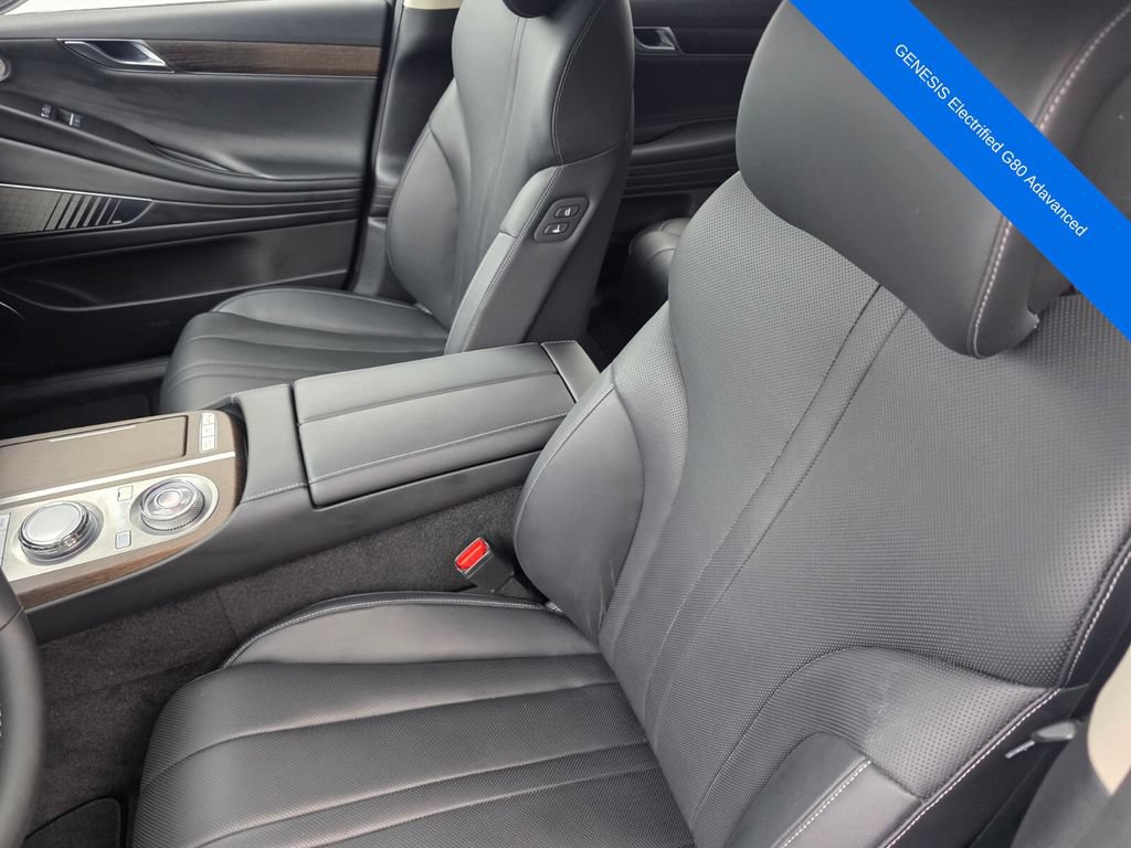 Used 2024 Genesis G80 AWD/4WD image 11