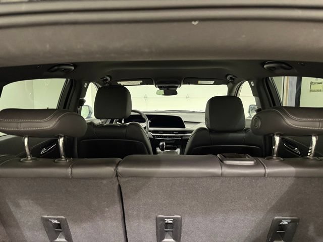 Used 2025 Cadillac XT4 Premium Luxury FWD image 9