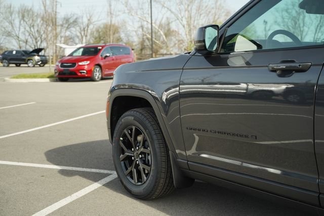New 2026 Jeep Grand Cherokee Altitude AWD/4WD image 34
