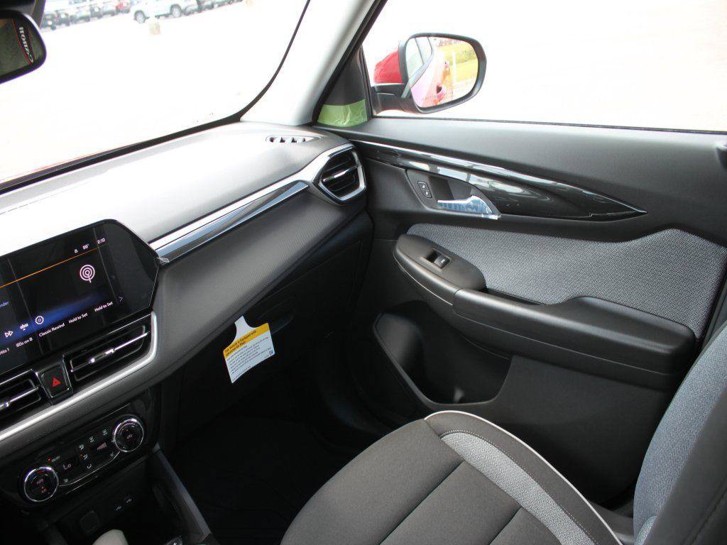 New 2026 Chevrolet TrailBlazer LT w/ Convenience Package image 11
