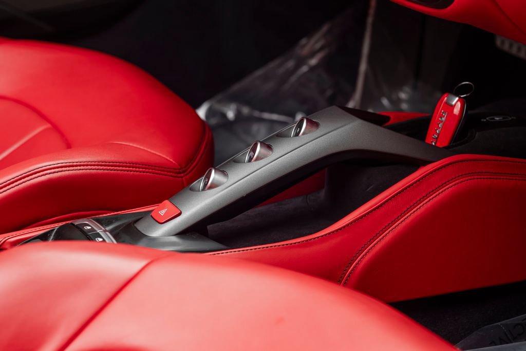 Used 2018 Ferrari 488 Spider Base image 45