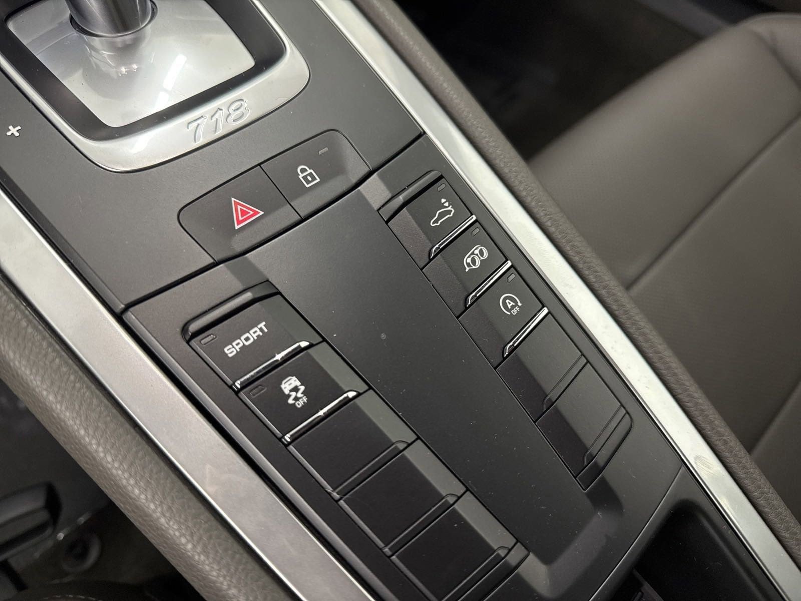 New 2025 Porsche 718 Cayman image 24