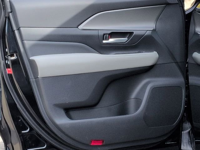 Certified 2026 Toyota Grand Highlander XLE image 14