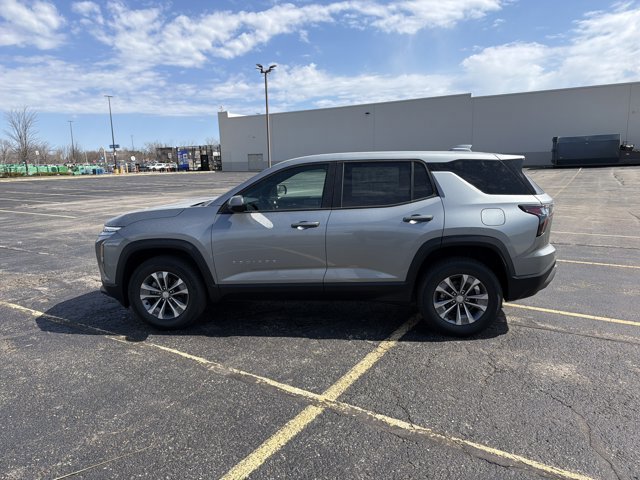 New 2026 Chevrolet Equinox LT AWD/4WD image 8