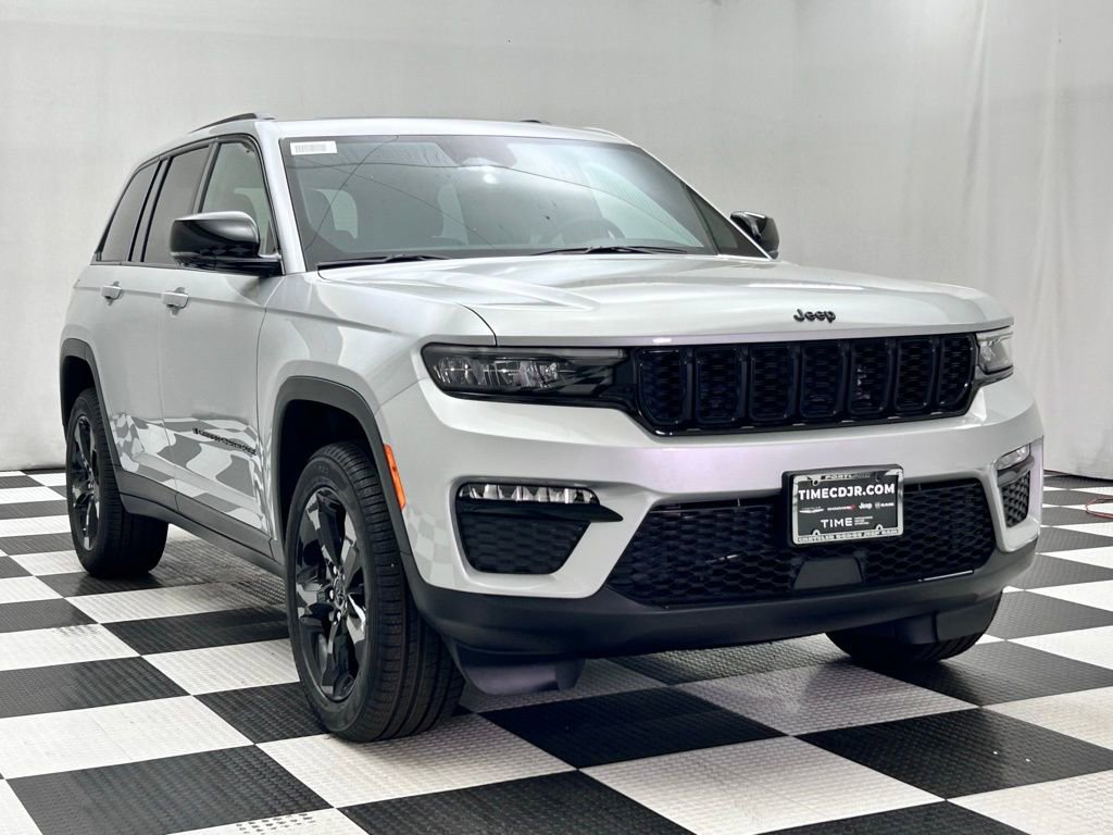 New 2025 Jeep Grand Cherokee Limited w/ Black Appearance Package image 2