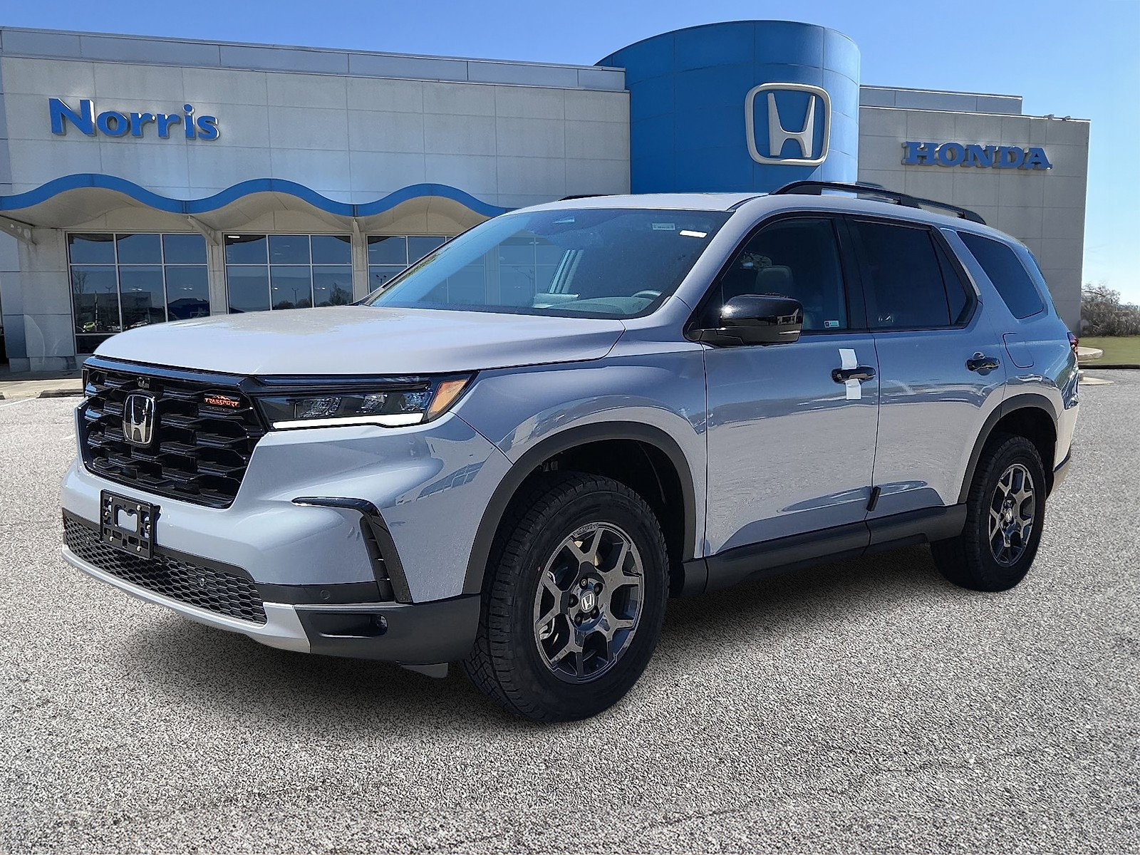 New 2025 Honda Pilot TrailSport image 2