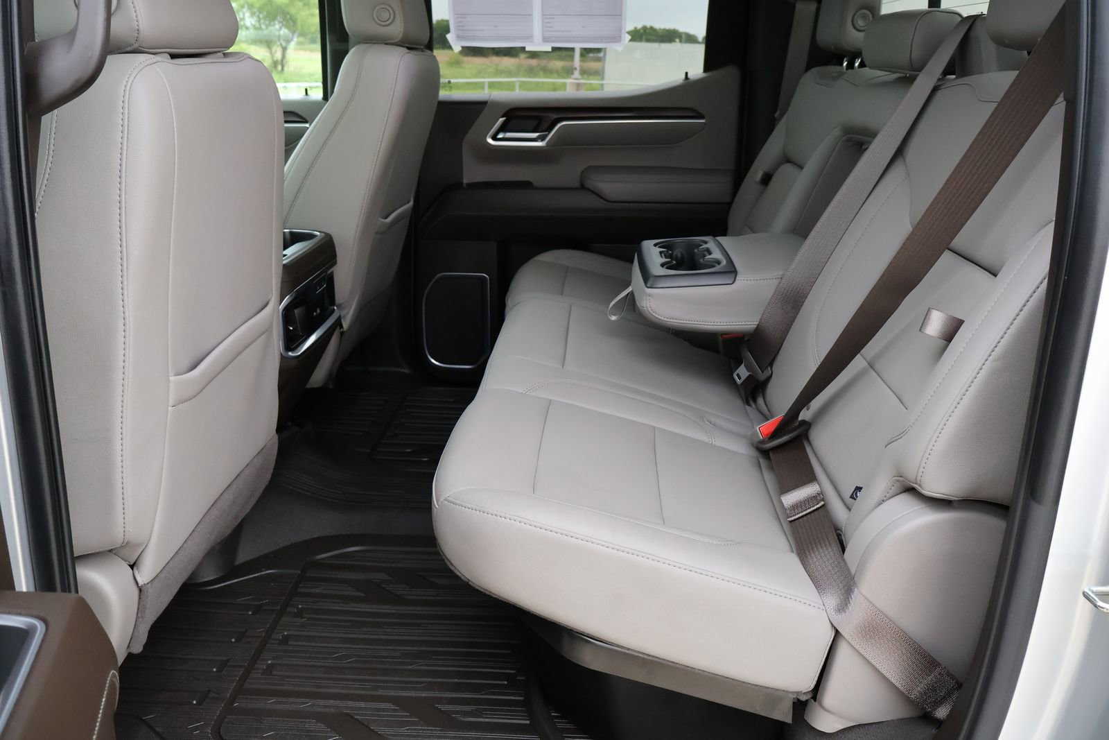 Used 2022 GMC Sierra 1500 SLT AWD/4WD image 15