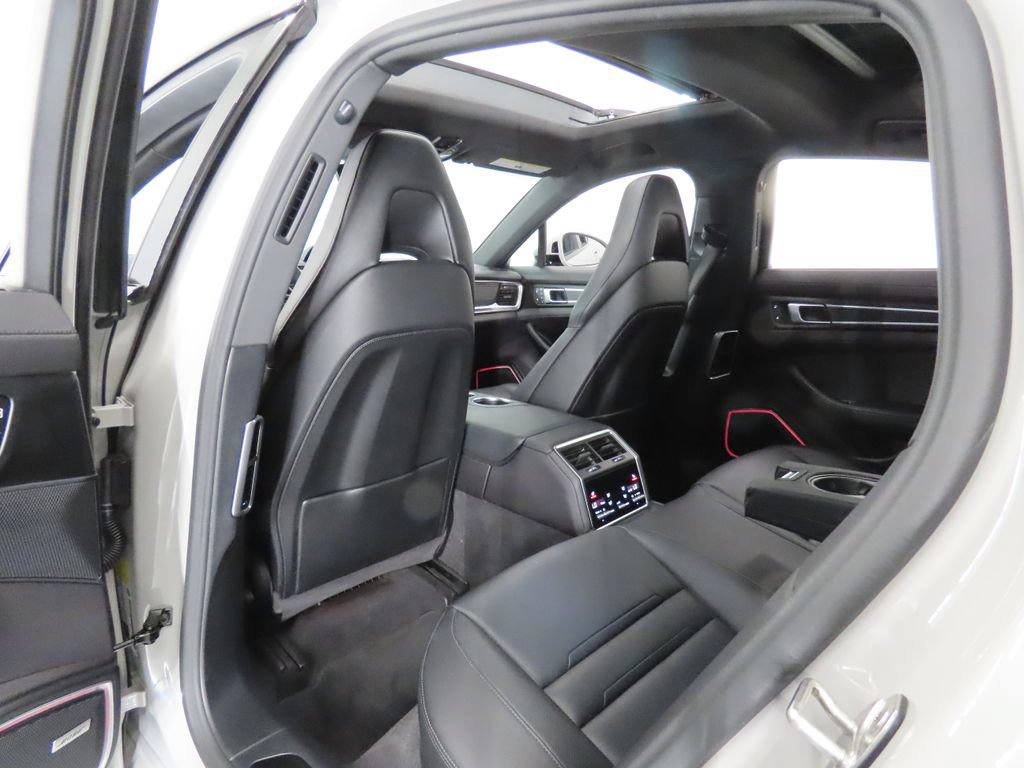 Certified 2023 Porsche Panamera RWD image 43