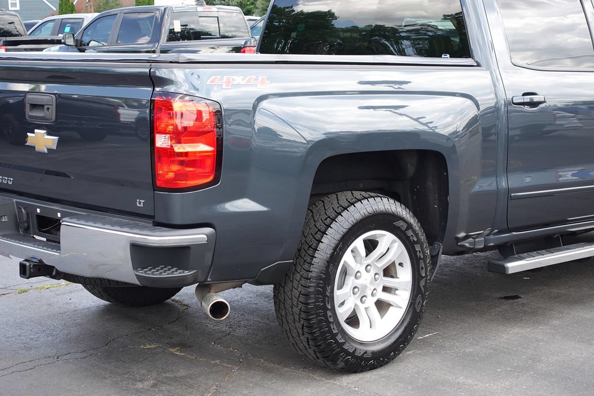 Used 2017 Chevrolet Silverado 1500 LT w/ All Star Edition AWD/4WD image 9