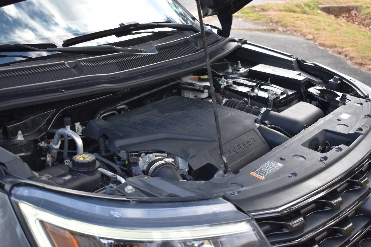 Used 2017 Ford Explorer Sport w/ Equipment Group 401A image 35