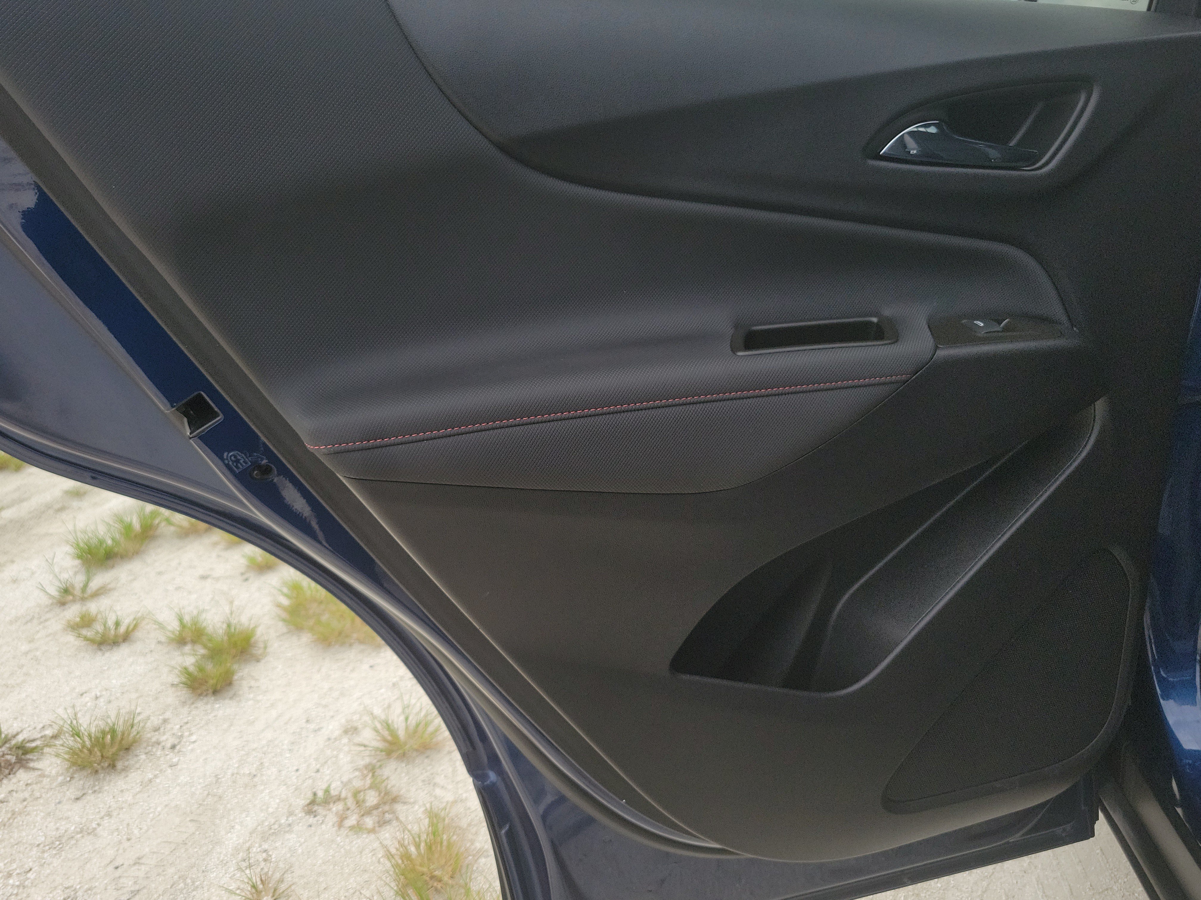 Certified 2023 Chevrolet Equinox RS w/ RS Leather Package FWD image 15
