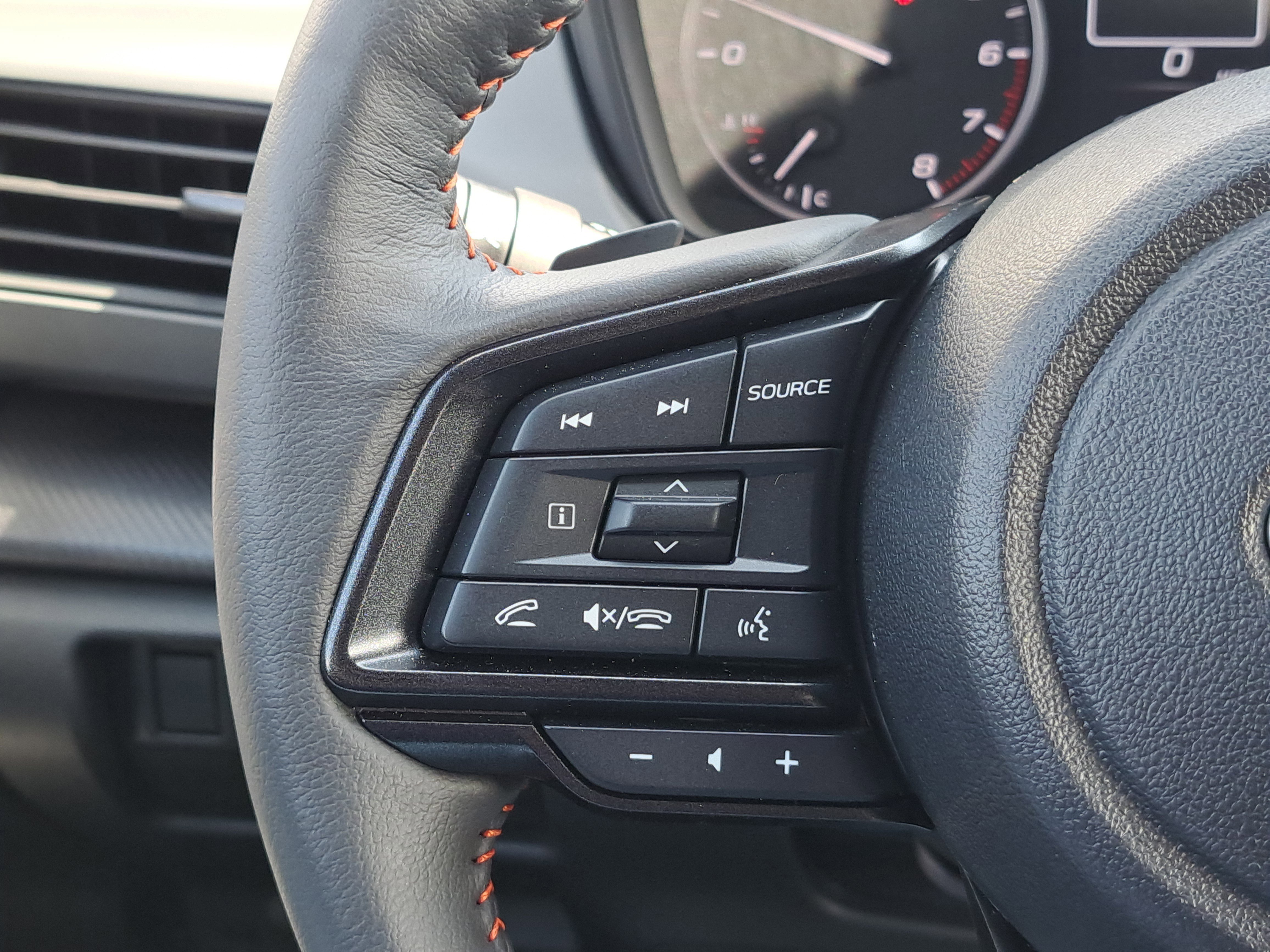 Certified 2026 Subaru Crosstrek 2.5i Limited w/ Crosstrek Mirror Package AWD/4WD image 25