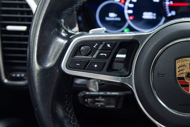 Used 2020 Porsche Cayenne AWD/4WD image 15