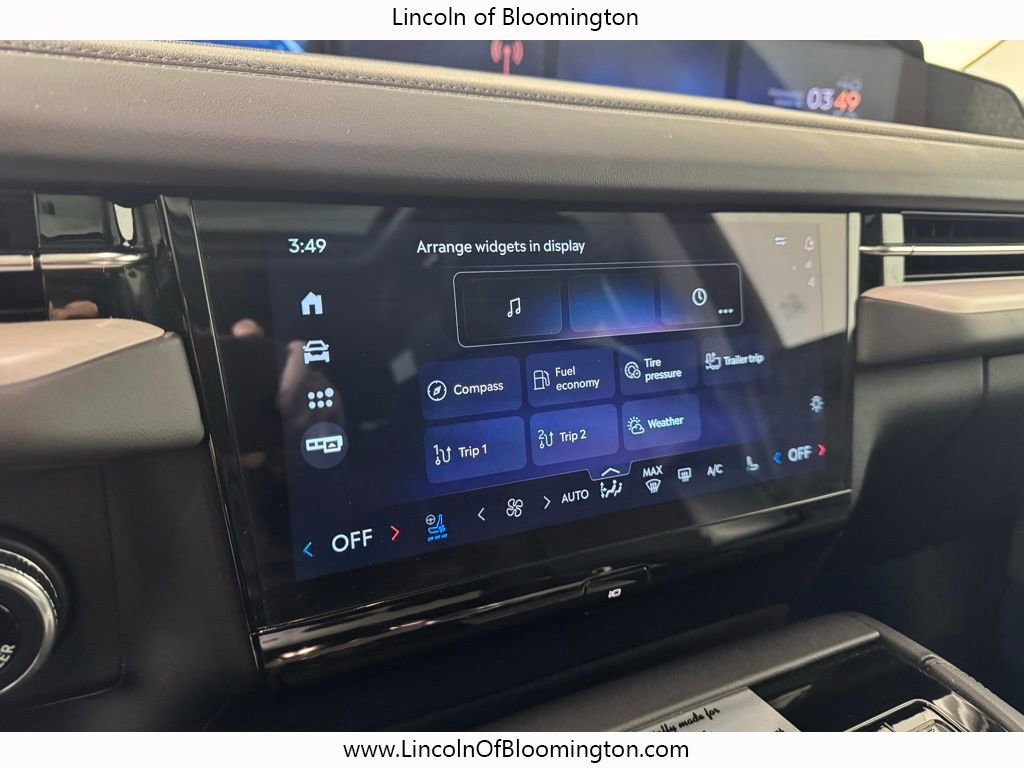 Used 2025 Lincoln Navigator L Reserve image 43