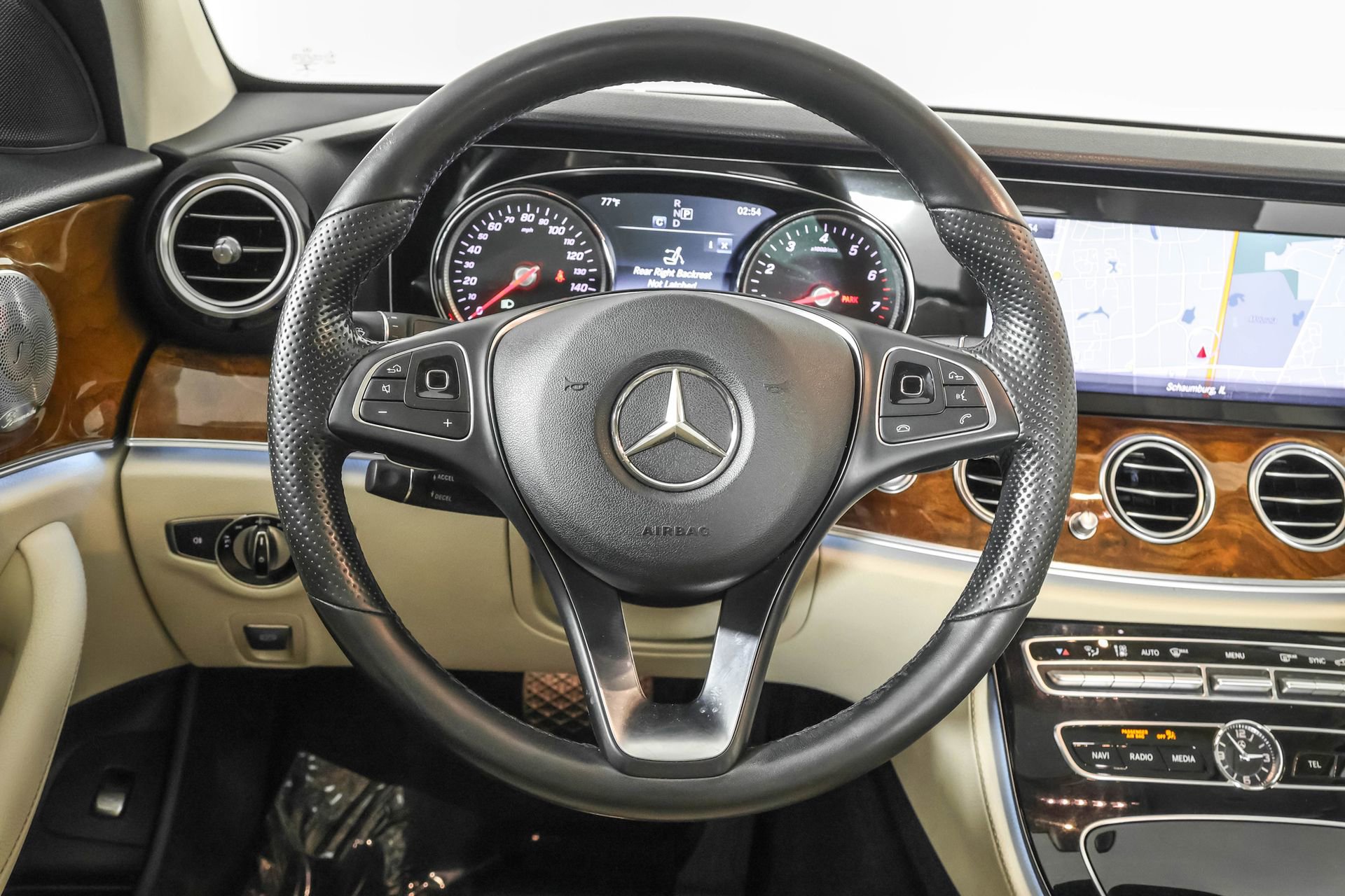 Used 2018 Mercedes-Benz E 300 4MATIC image 25