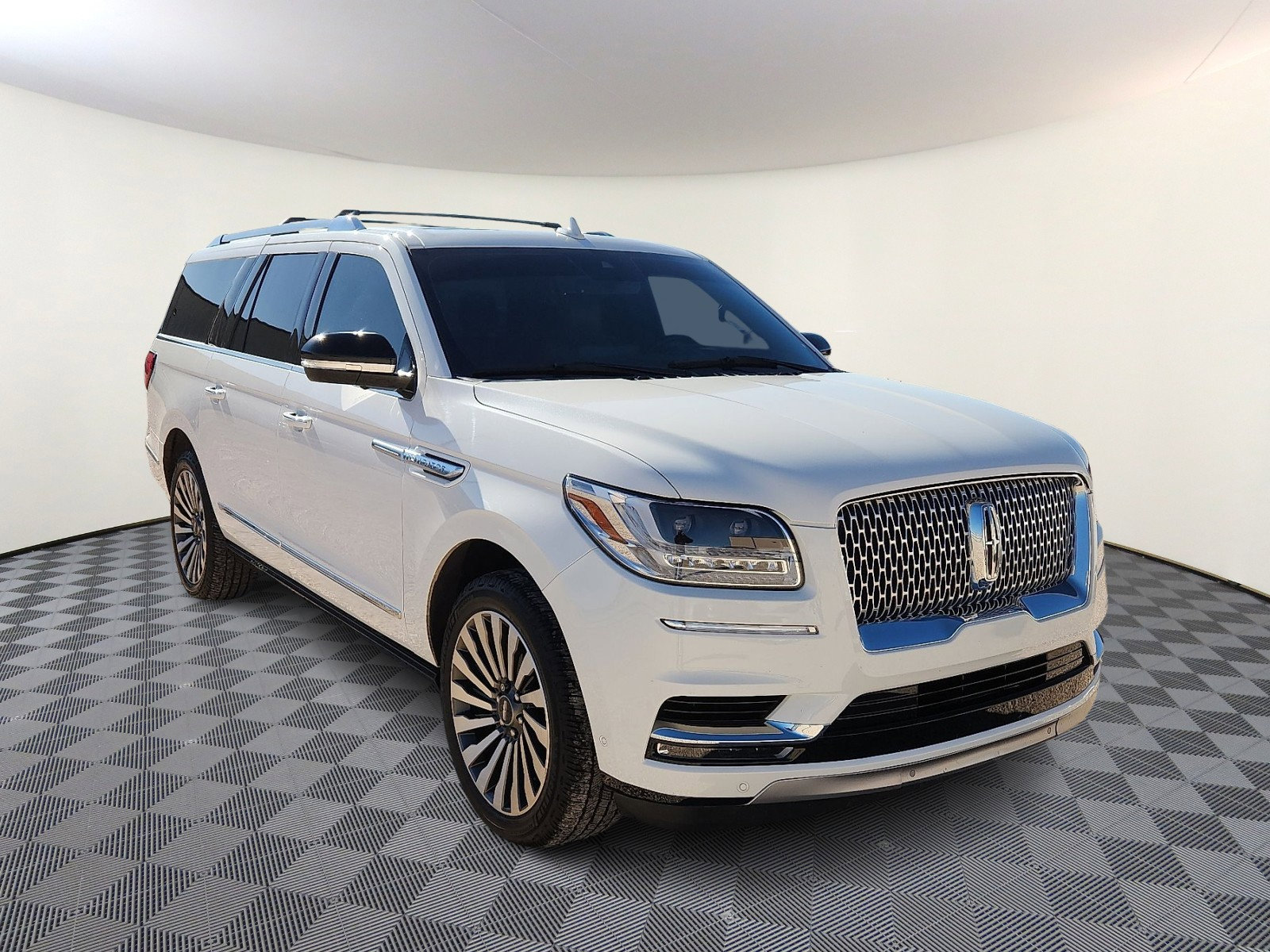 Used 2021 Lincoln Navigator L Reserve w/ Luxury Package image 6