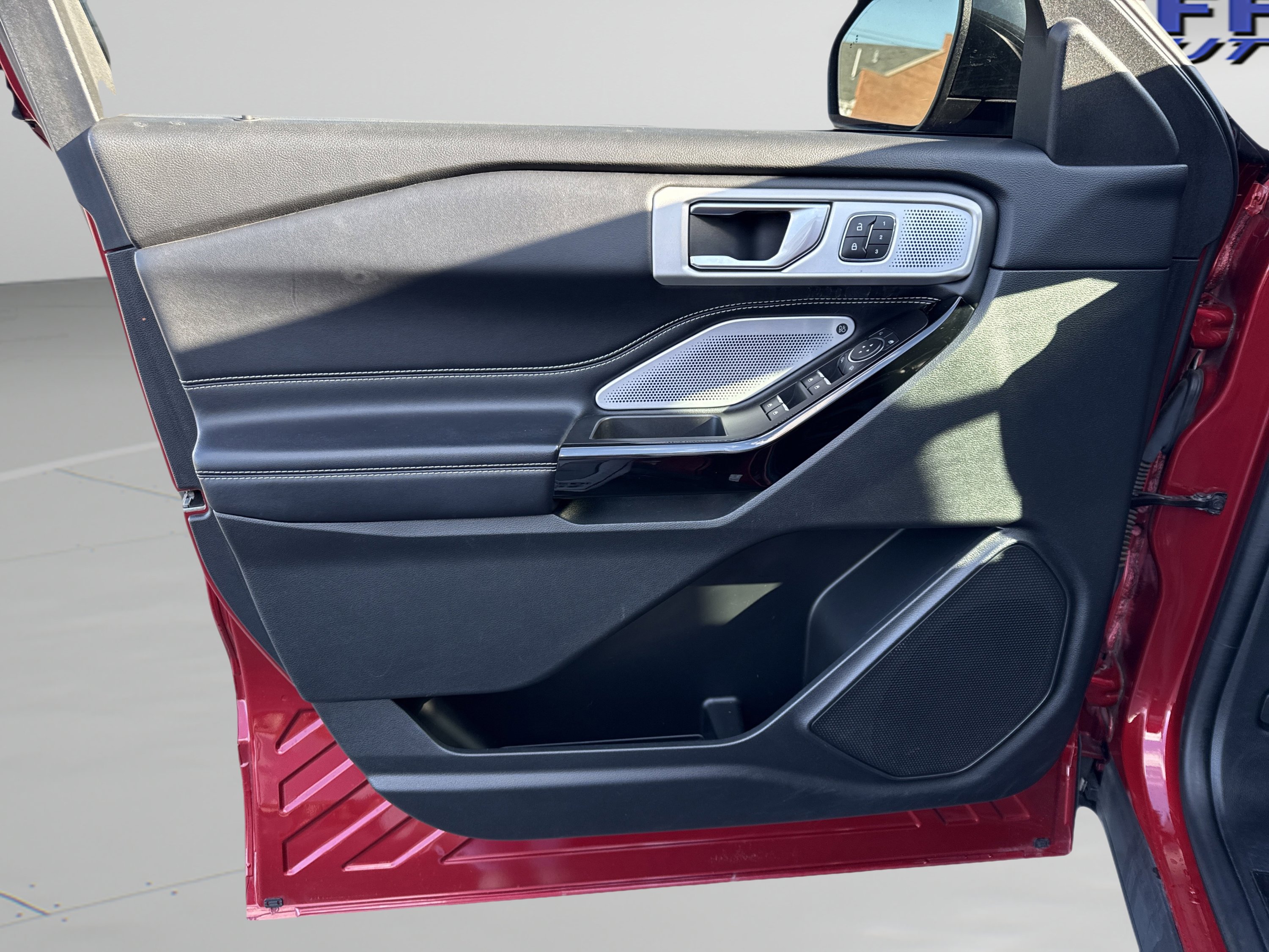 Used 2021 Ford Explorer ST w/ Equipment Group 401A image 18