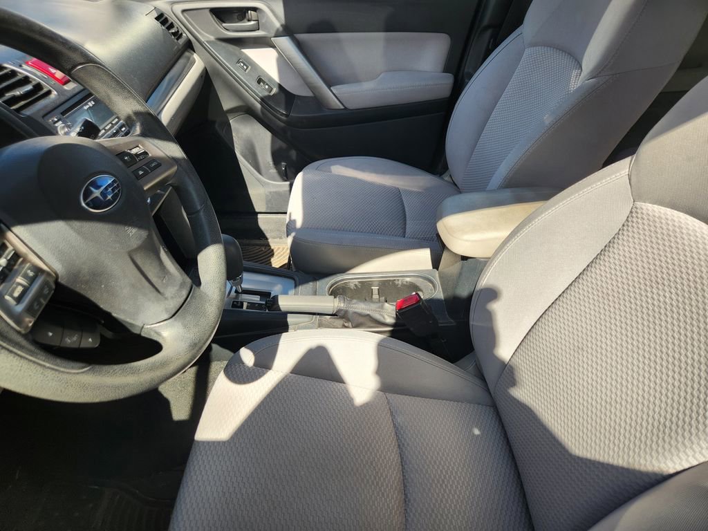 Used 2015 Subaru Forester 2.5i Premium image 23