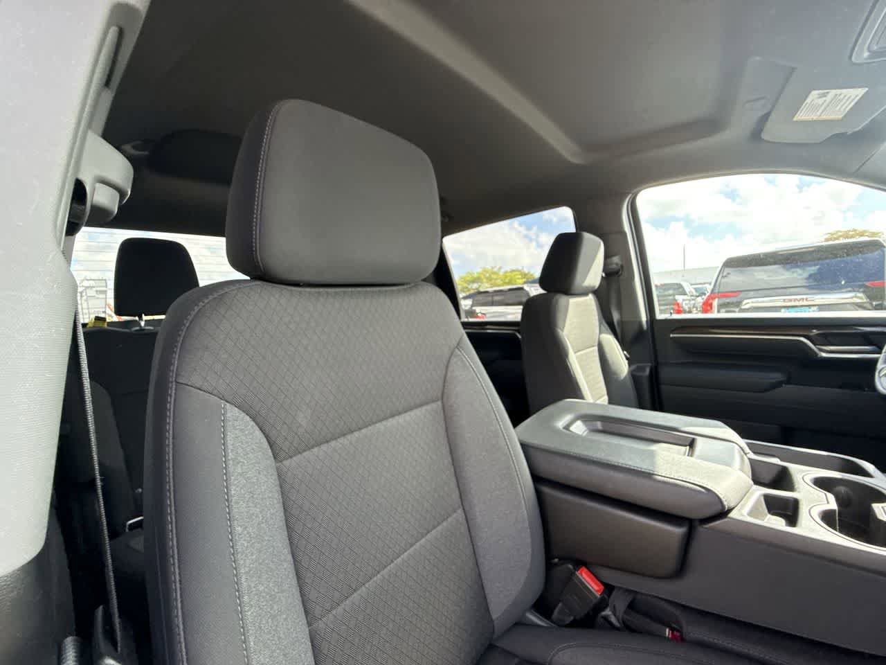 Used 2025 Chevrolet Silverado 2500 LT w/ Convenience Package AWD/4WD image 27