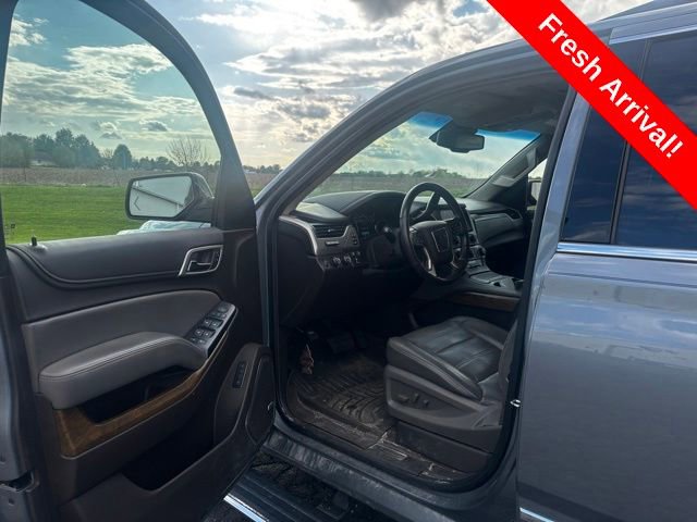 Used 2019 GMC Yukon XL Denali w/ Denali Ultimate Package AWD/4WD image 9