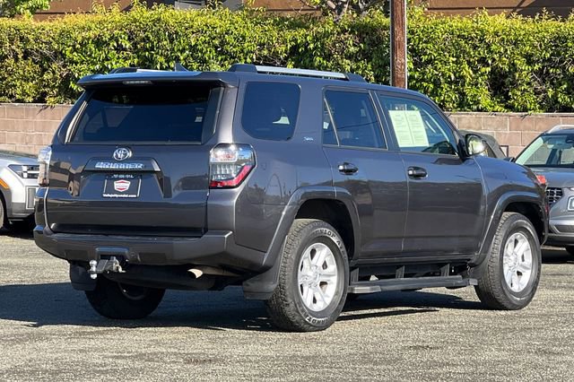 Used 2022 Toyota 4Runner SR5 image 5