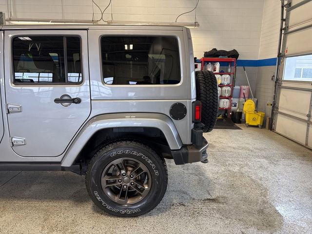 Used 2017 Jeep Wrangler Unlimited Sahara image 12