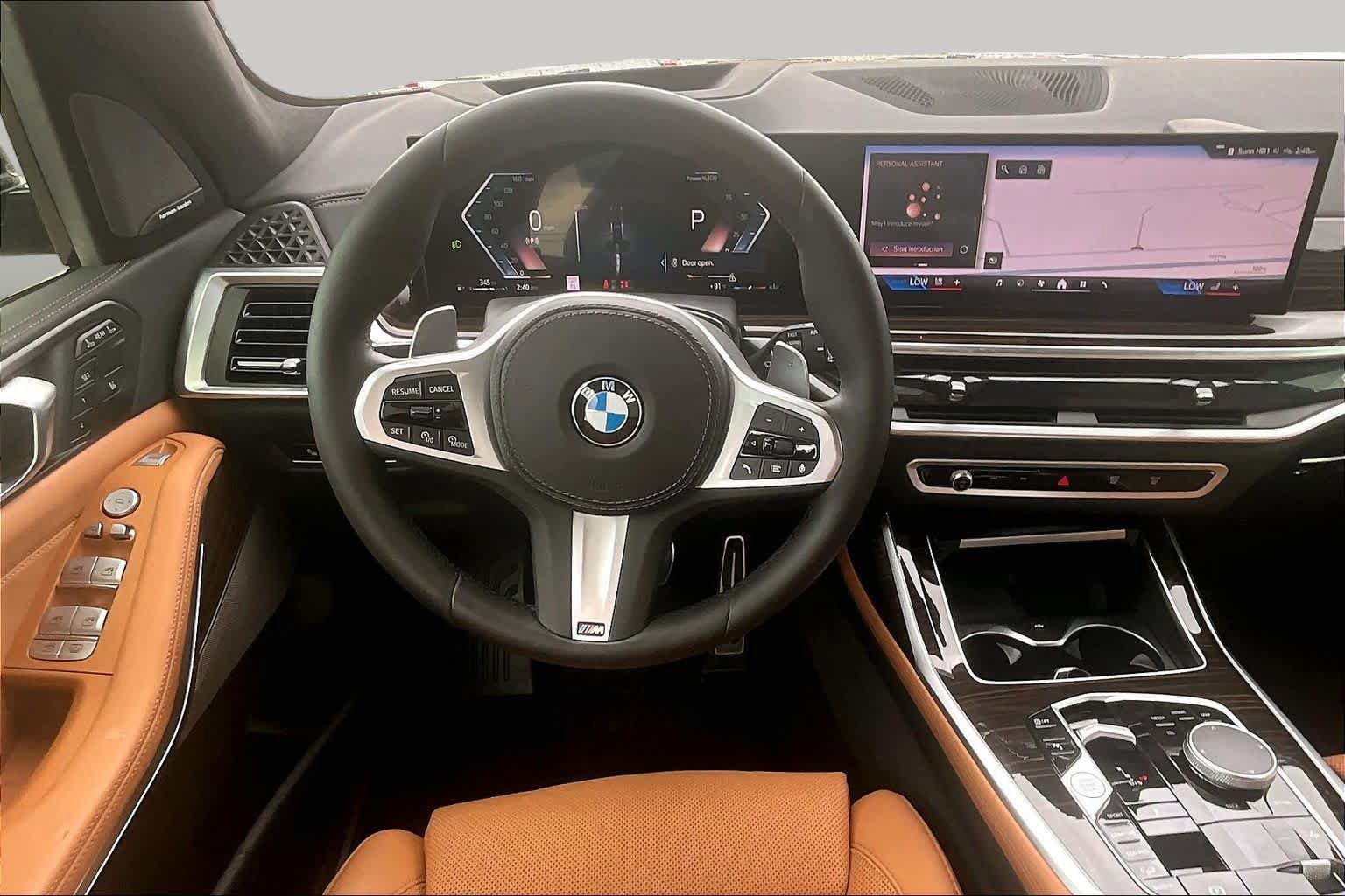 Used 2025 BMW X7 xDrive40i w/ M Sport Package AWD/4WD image 5