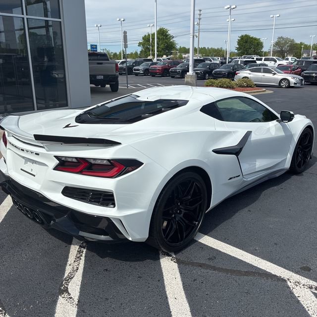 Used 2024 Chevrolet Corvette Z06 image 5