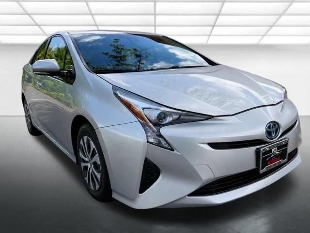 Used 2017 Toyota Prius Two FWD image 7