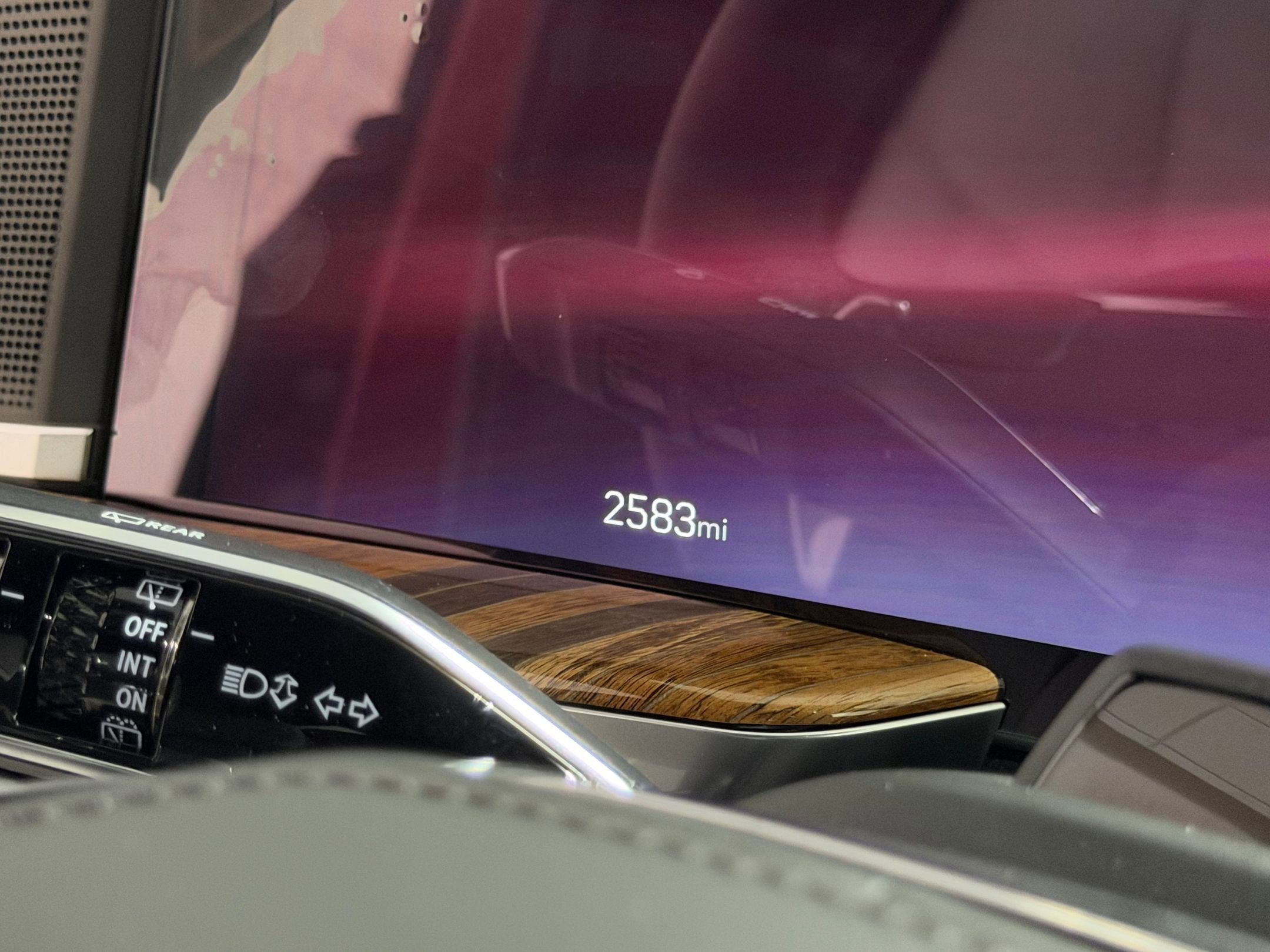 New 2025 Cadillac Escalade Premium Luxury Platinum AWD/4WD image 46