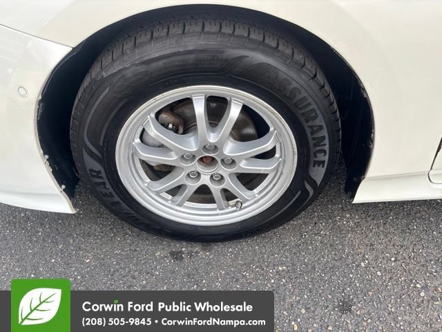 Used 2018 Toyota Prius Two w/ Prius Two Safety Plus Package FWD image 9