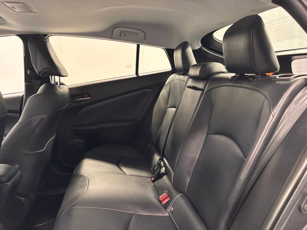 Used 2018 Toyota Prius Four w/ Advanced Technology Package image 22