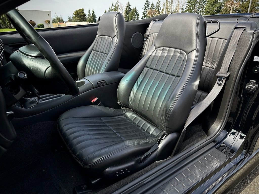 Used 2002 Chevrolet Camaro Z28 w/ Sport Appearance Pkg RWD image 25