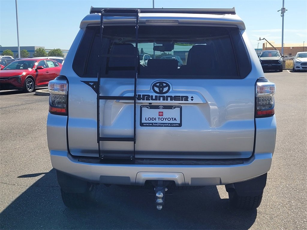 Certified 2020 Toyota 4Runner SR5 Premium image 5