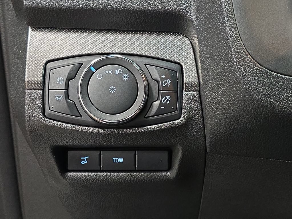 Used 2015 Ford Explorer Sport w/ Equipment Group 401A AWD/4WD image 29