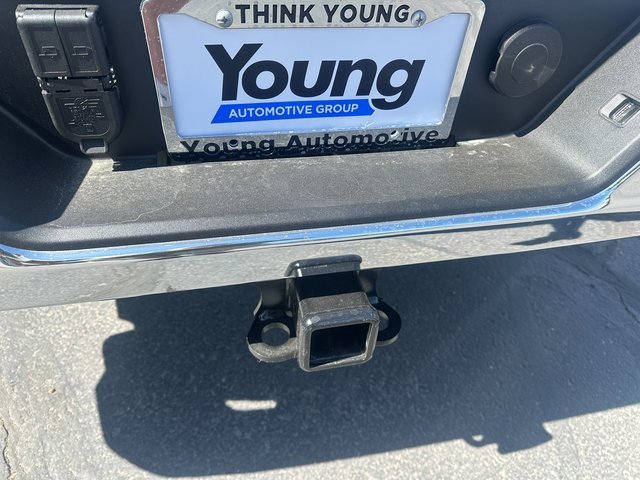 New 2025 GMC Sierra 3500 SLT w/ SLT Convenience Package image 12