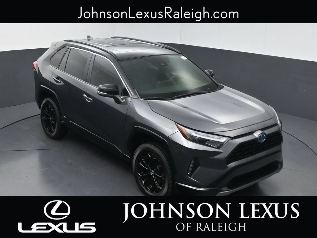 Used 2022 Toyota RAV4 XSE AWD/4WD image 22