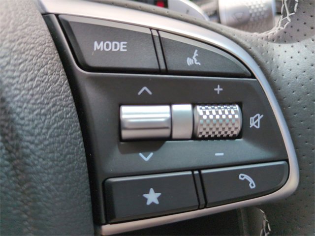 Certified 2025 Genesis G70 2.5T w/ Sport Prestige Package image 25